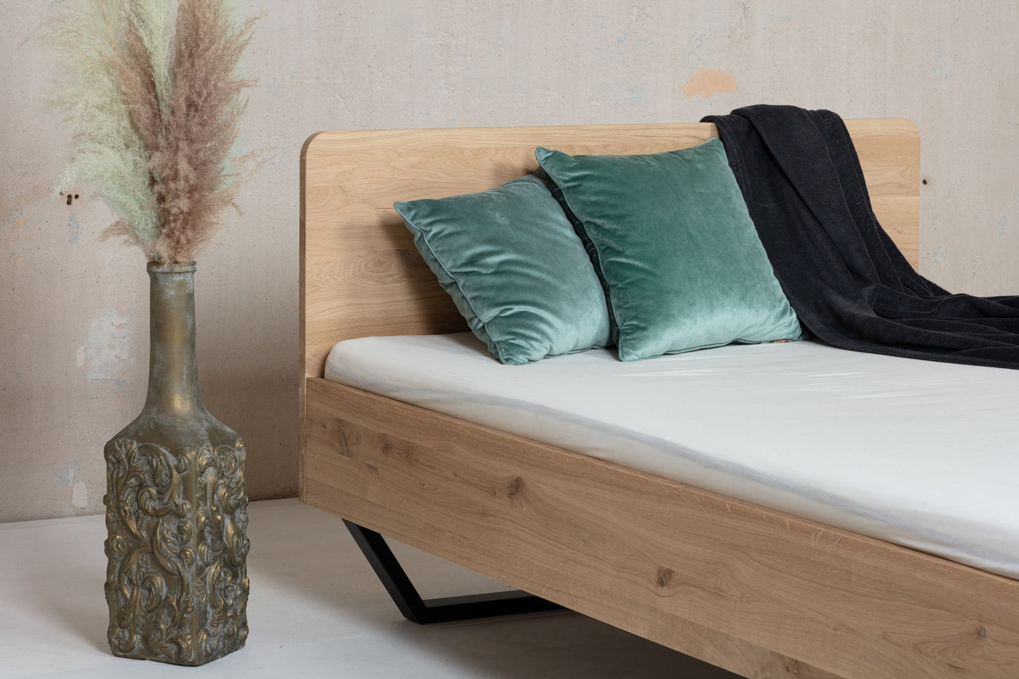 In Oak We Trust | Modern Mood