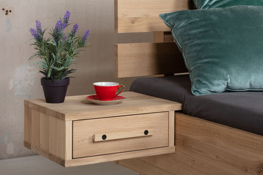 In Oak We Trust | Unique
